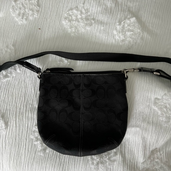 Coach crossbody - Picture 3 of 5